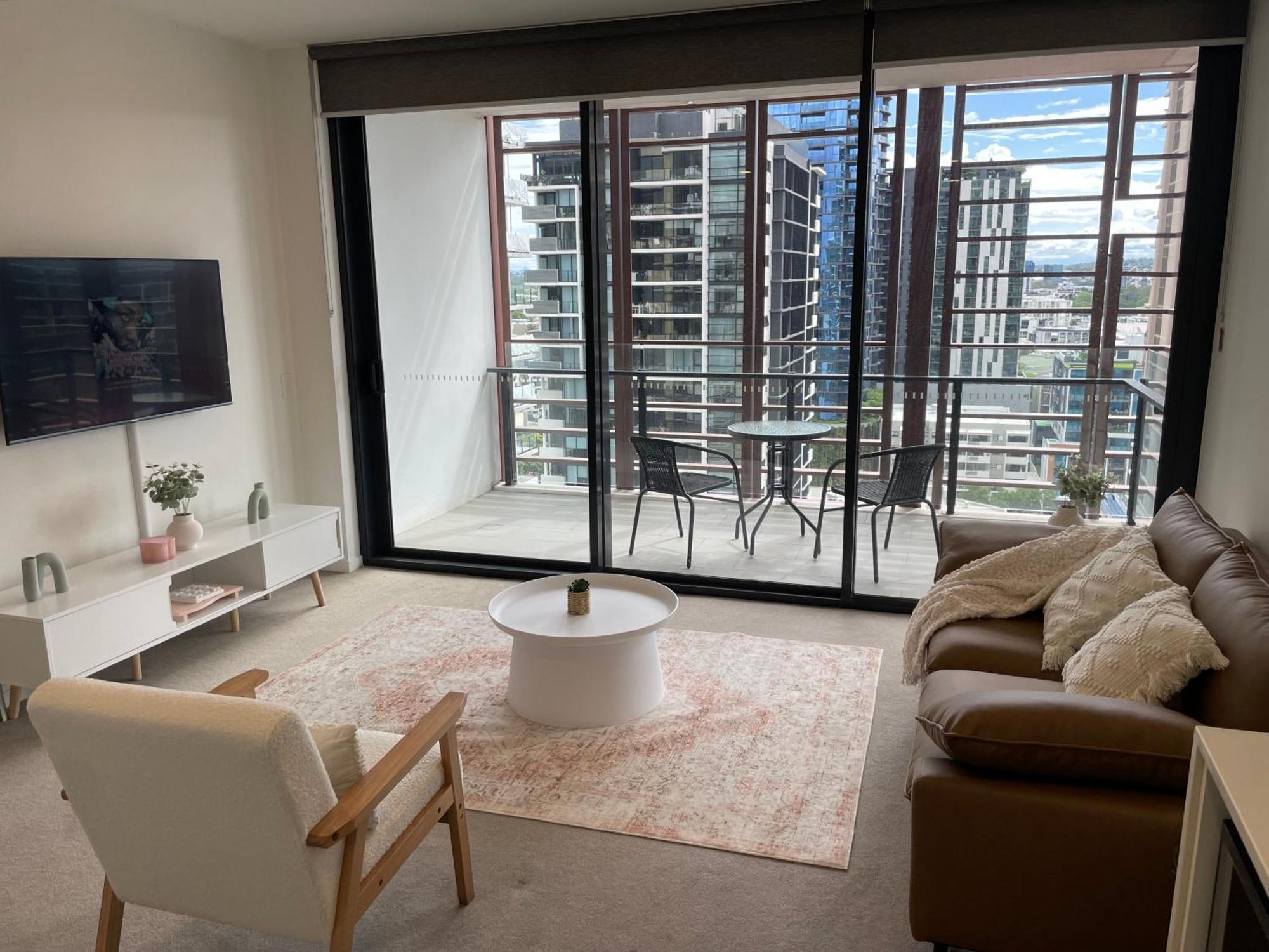 Views And Vibes - Free Parking - Great Location! Apartment Brisbane